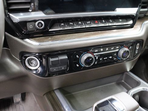 Used 2024 Chevrolet Silverado 1500 LT Trail Boss image 62