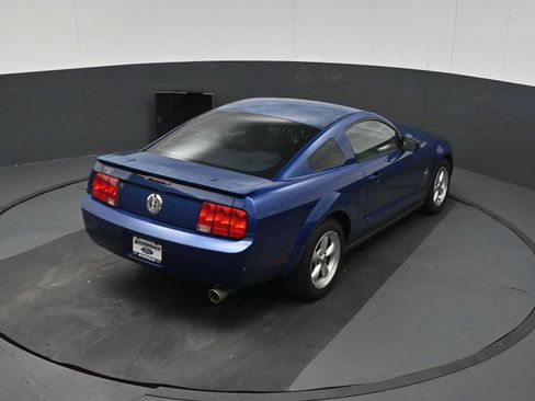 Used 2007 Ford Mustang Coupe RWD image 40