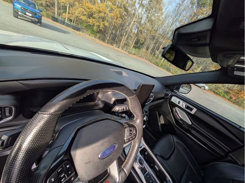 Certified 2021 Ford Explorer ST w/ Equipment Group 401A image 15