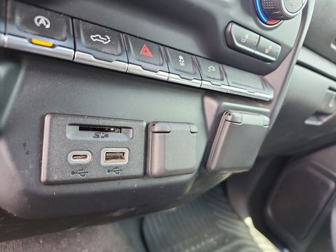 Used 2019 Chevrolet Silverado 1500 LT w/ All-Star Edition AWD/4WD image 25
