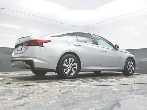Used 2021 Nissan Altima 2.5 S image 36