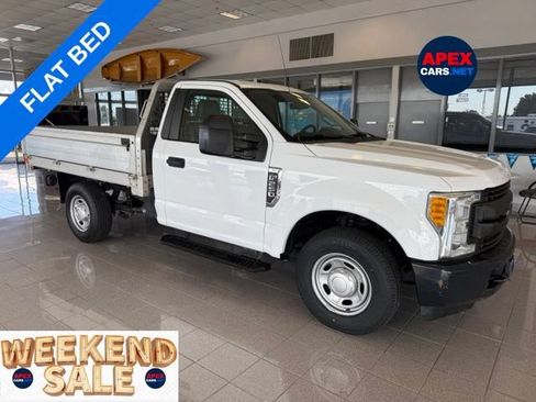 Used 2017 Ford F250 XL RWD image 1