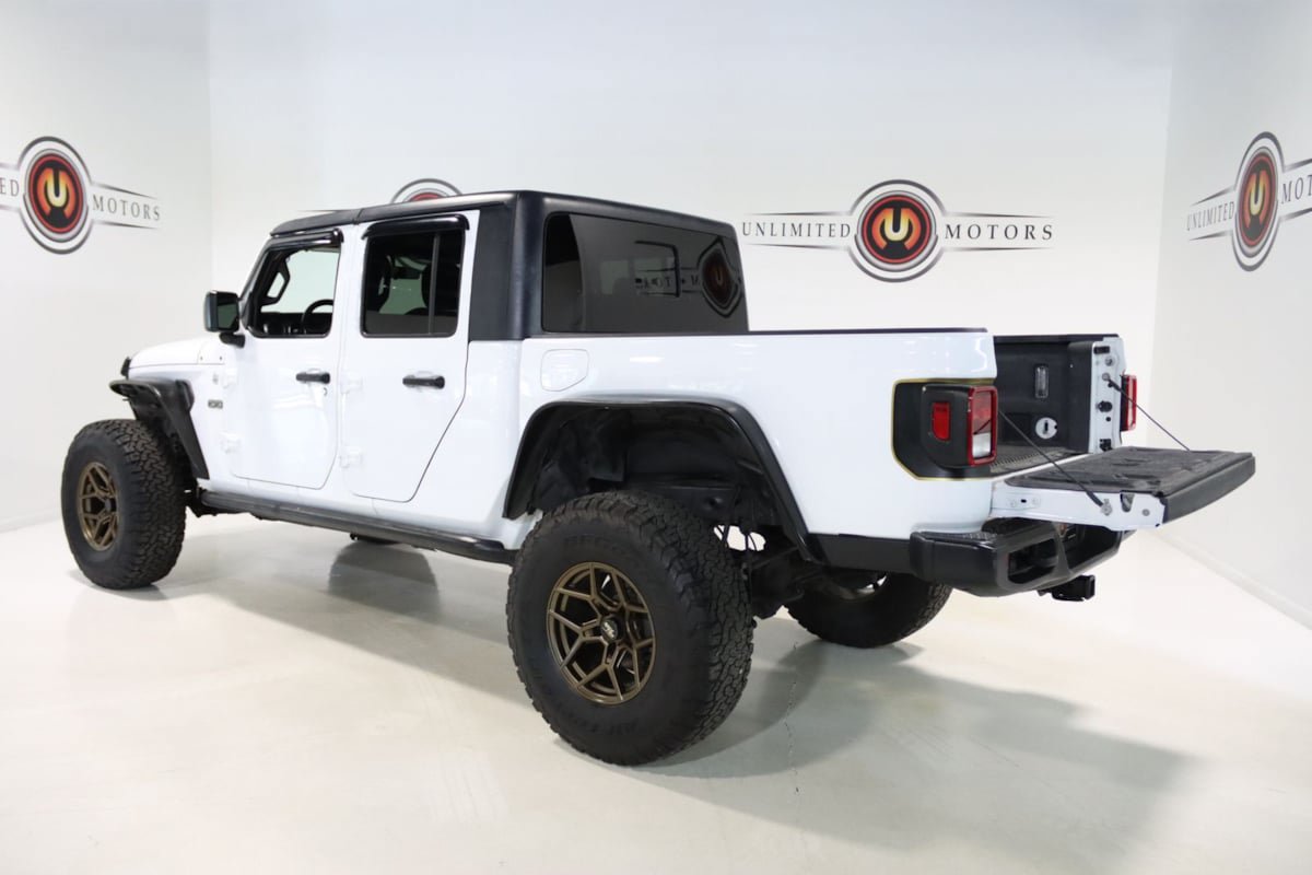 Used 2021 Jeep Gladiator Sport AWD/4WD image 24