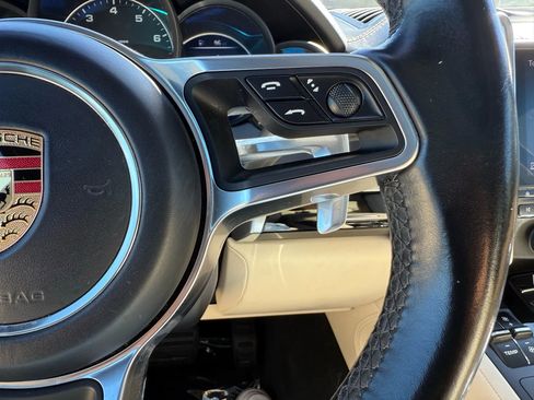 Used 2017 Porsche Cayenne image 19
