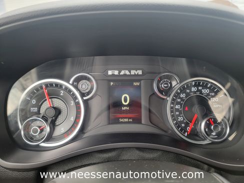 Used 2024 RAM 2500 Big Horn image 21