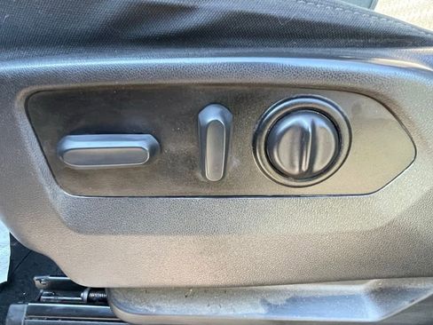 Certified 2022 Chevrolet Silverado 1500 RST w/ Convenience Package II image 28