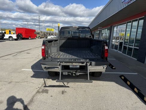 Used 2013 Ford F350 Lariat w/ Chrome Pkg image 12