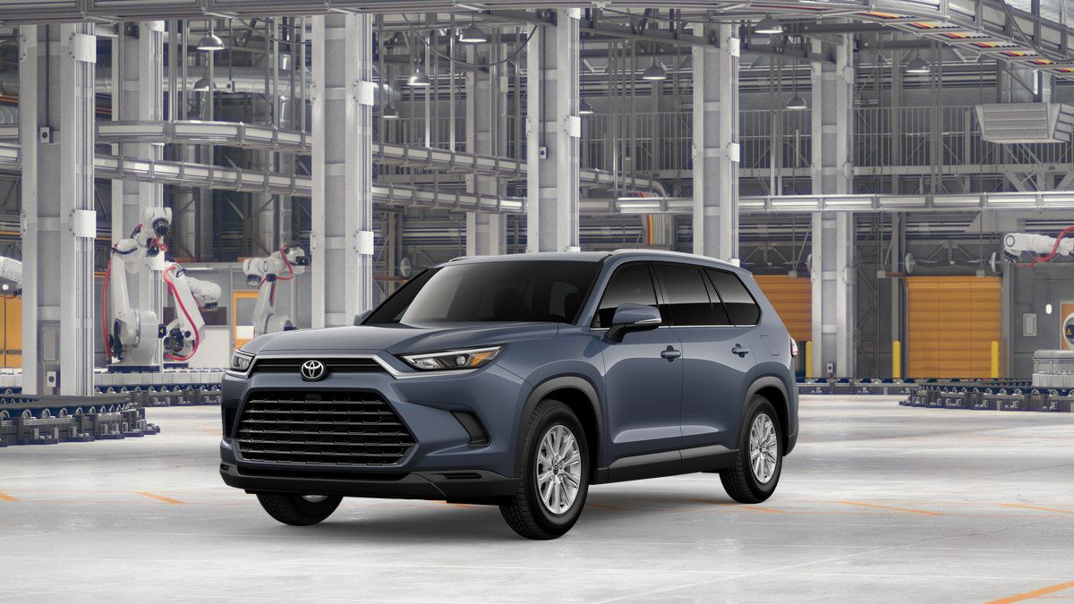 New 2026 Toyota Grand Highlander XLE FWD image 1