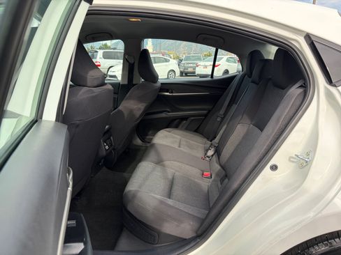 Used 2025 Toyota Camry LE FWD image 25