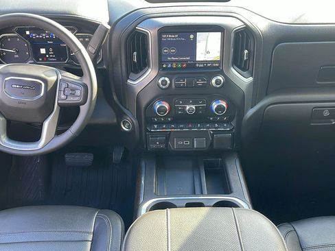 Used 2023 GMC Sierra 3500 Denali w/ Denali Ultimate Package image 25