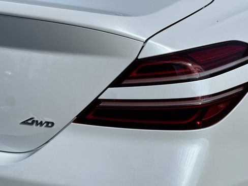 Used 2025 Genesis G70 2.5T image 28