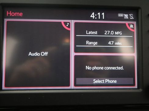 Used 2019 Toyota RAV4 LE w/ Carpet Mat Package image 25