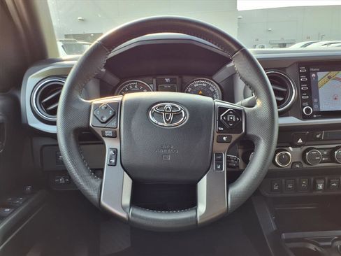 Used 2023 Toyota Tacoma TRD Off-Road image 13