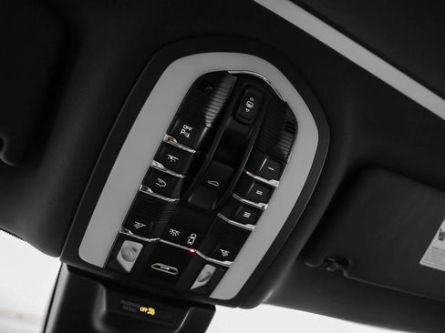 New 2025 Porsche Macan image 47