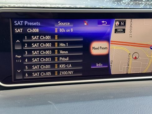 Used 2017 Lexus RX 450h AWD image 24