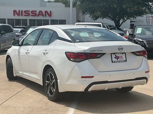 Used 2025 Nissan Sentra SV FWD image 6