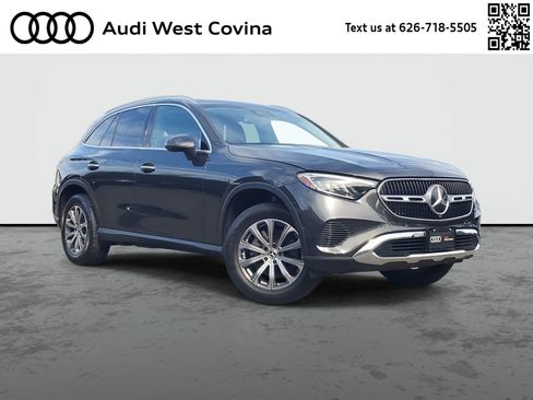Used 2023 Mercedes-Benz GLC 300 4MATIC image 1