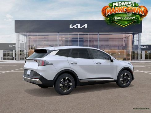 New 2026 Kia Sportage LX image 6