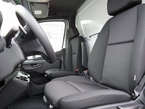 Used 2023 Mercedes-Benz Sprinter 3500 image 9