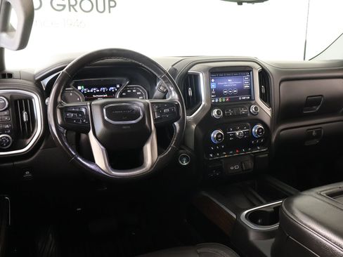Used 2020 GMC Sierra 2500 Denali w/ Technology Package AWD/4WD image 2