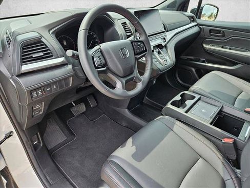 Used 2026 Honda Odyssey Sport-L image 9