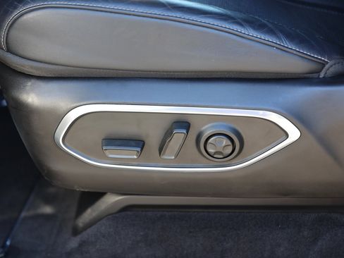 Used 2022 Jeep Wagoneer Series III w/ Convenience Group I image 20