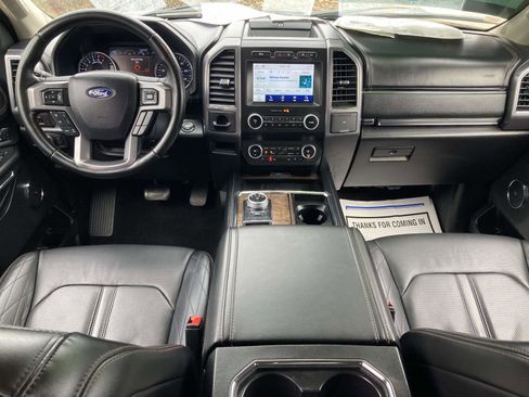 Used 2021 Ford Expedition Platinum image 18