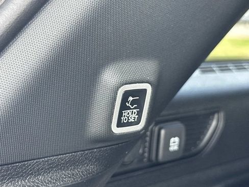 New 2026 Jeep Grand Cherokee Limited w/ Limited Altitude Package AWD/4WD image 16