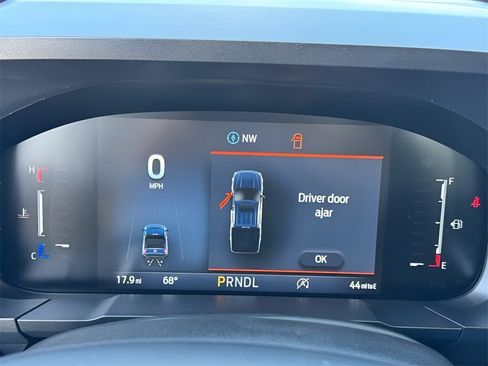 New 2025 Ford Maverick XLT w/ XLT Luxury Package image 24