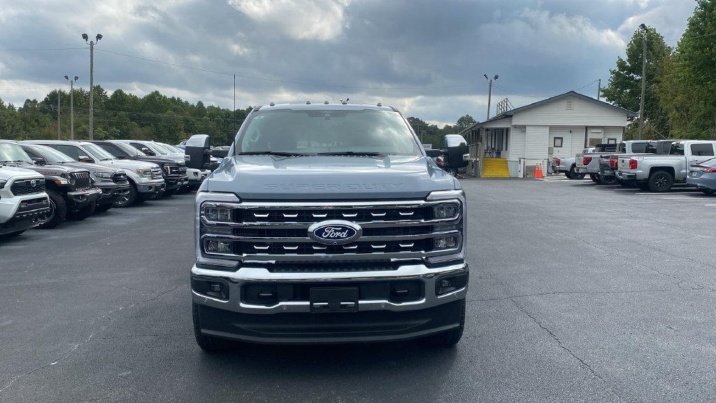 New 2027 Ford F250 Lariat w/ Lariat Premium Package AWD/4WD image 2