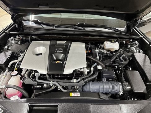 Used 2021 Lexus ES 300h w/ Premium Package image 26