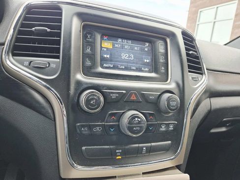 Used 2014 Jeep Grand Cherokee Laredo image 11