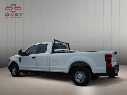 Used 2019 Ford F250 XL w/ Power Equipment Group RWD image 7