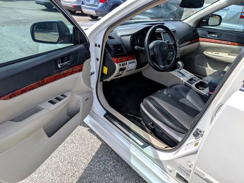 Used 2012 Subaru Legacy 3.6R Limited image 12