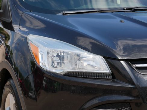 Used 2015 Ford Escape SE AWD/4WD image 16