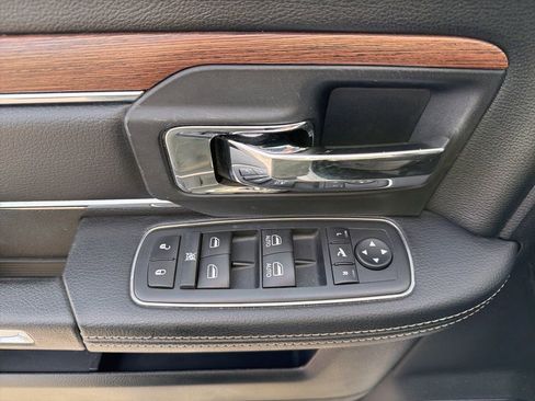 Used 2018 RAM 2500 Laramie image 15