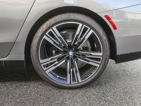 Used 2026 BMW 750e xDrive AWD/4WD image 8
