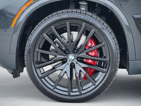 New 2026 BMW X5 xDrive40i w/ M Sport Package AWD/4WD image 5