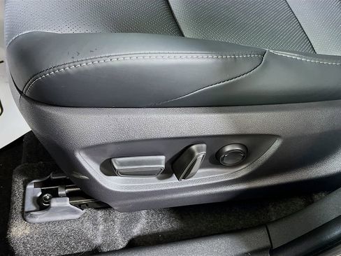 New 2026 Subaru Solterra image 15