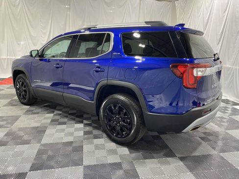 Used 2023 GMC Acadia SLE w/ Driver Convenience Package AWD/4WD image 2