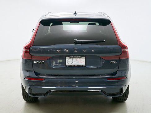 New 2026 Volvo XC60 B5 Core w/ Protection Package AWD/4WD image 9