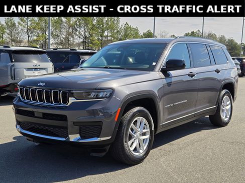 Used 2023 Jeep Grand Cherokee L Laredo w/ Luxury Tech Group I image 3