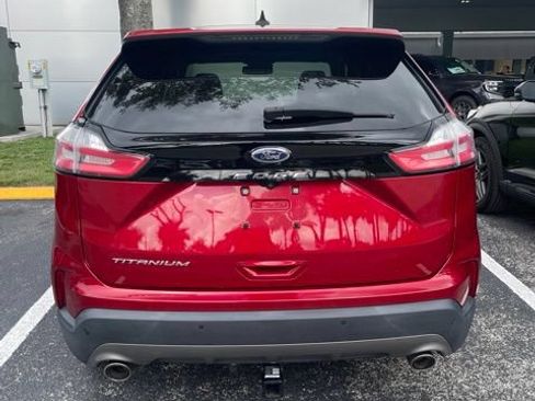 Used 2021 Ford Edge Titanium FWD image 6