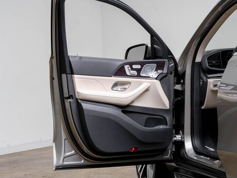 Used 2020 Mercedes-Benz GLE 350 SUV image 36