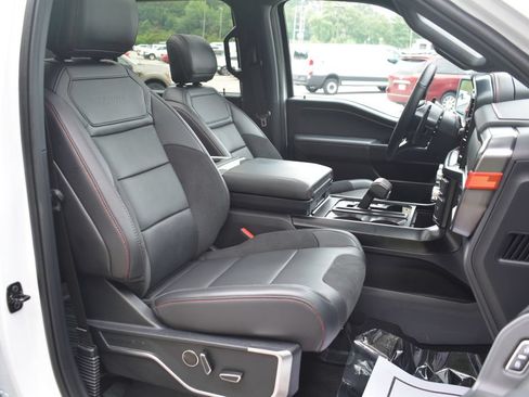 Used 2026 Ford F150 Raptor AWD/4WD image 30