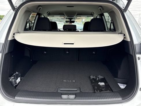 New 2026 Nissan Rogue SV AWD/4WD image 6