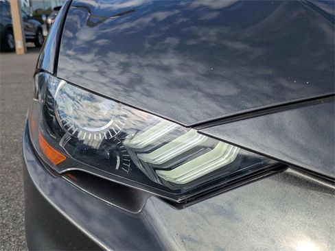 Used 2019 Ford Mustang GT image 10