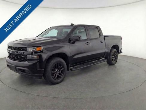 Used 2022 Chevrolet Silverado 1500 Custom w/ LPO, Blackout Package image 1