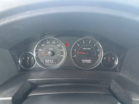 Used 2008 Jeep Commander Sport RWD image 11