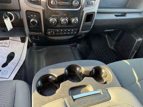 Used 2016 RAM 2500 Tradesman w/ Chrome Appearance Group image 18